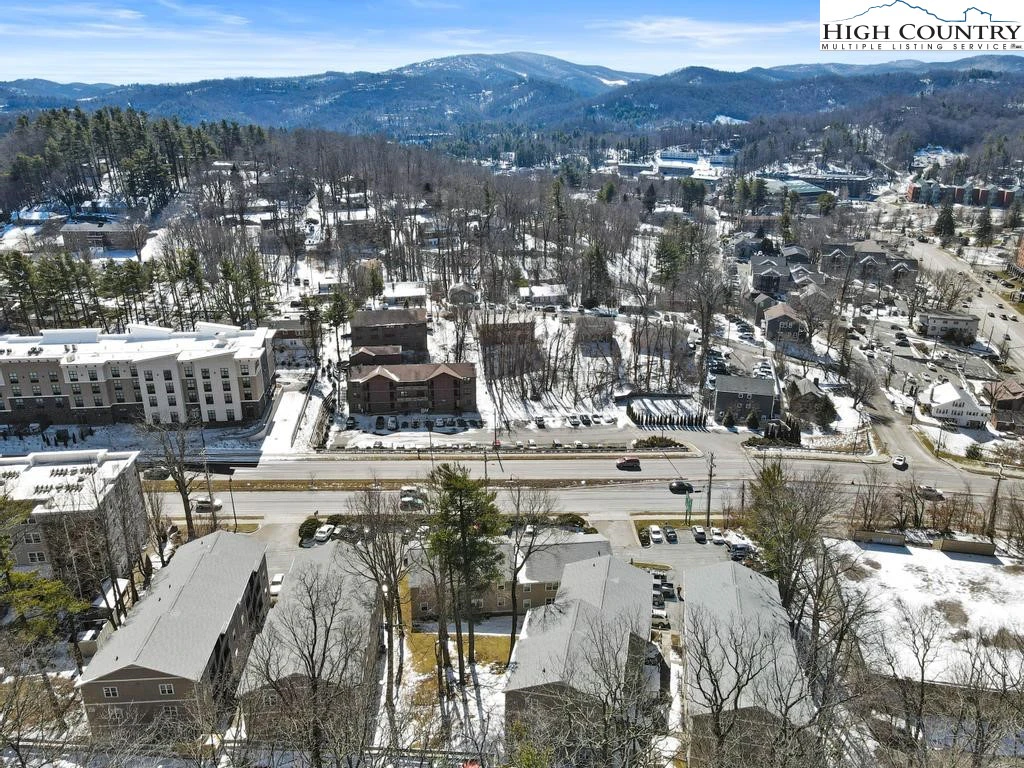 Image number 4 for the current listing