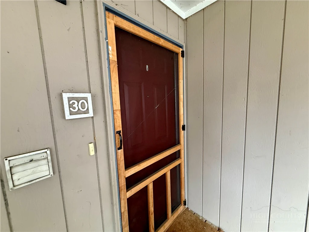 Image number 6 for the current listing