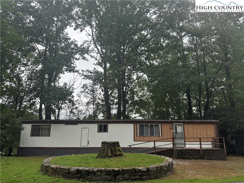 Image number 3 for the current listing