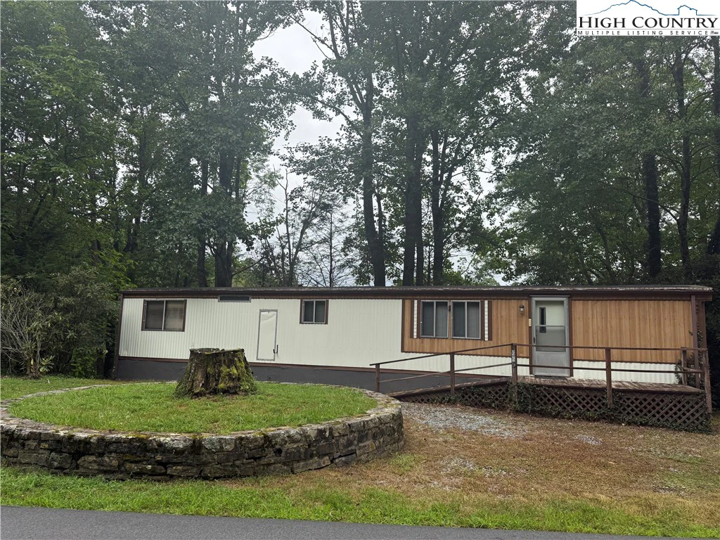 Image number 5 for the current listing