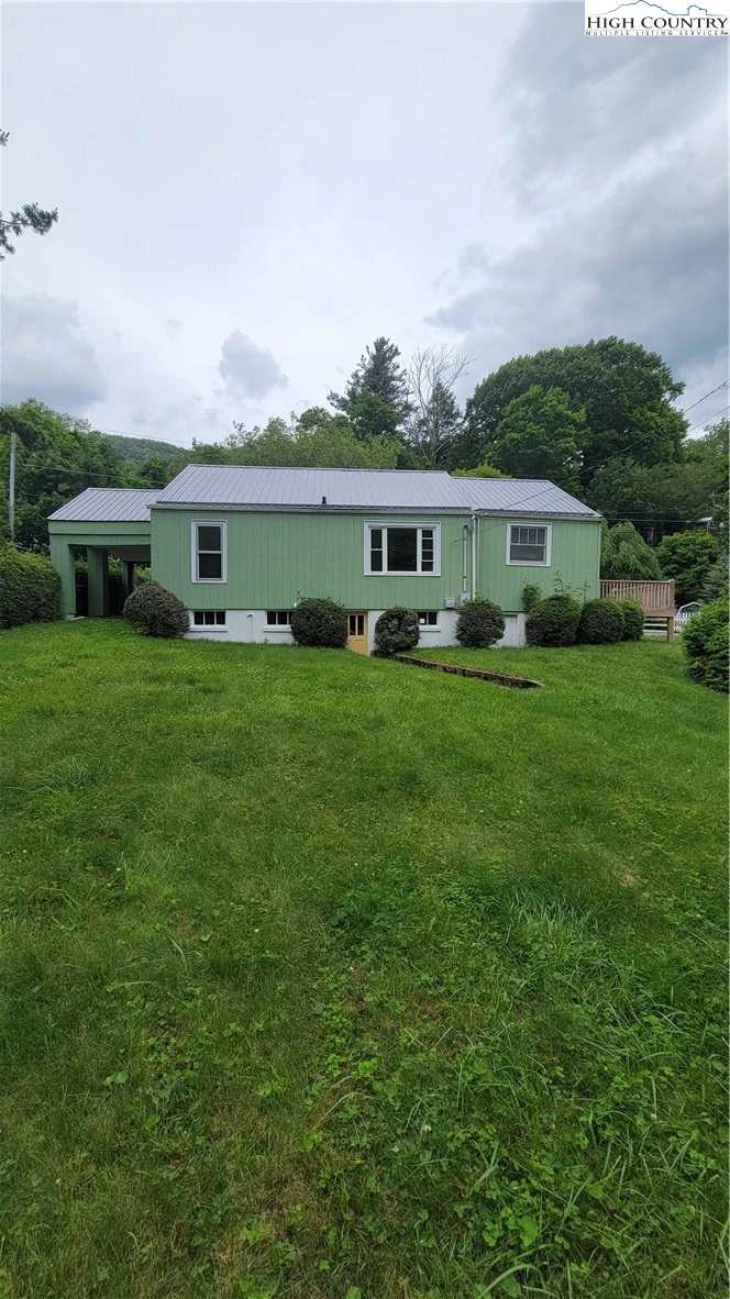 Image number 3 for the current listing