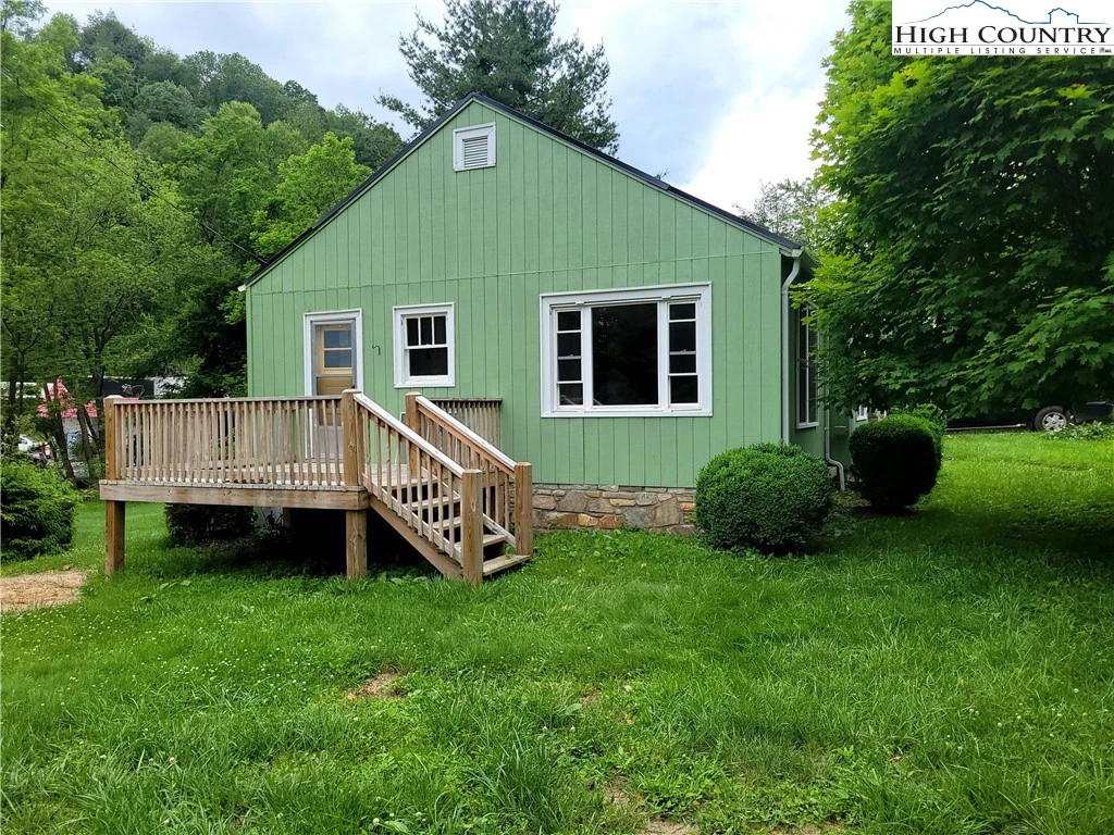 Image number 4 for the current listing
