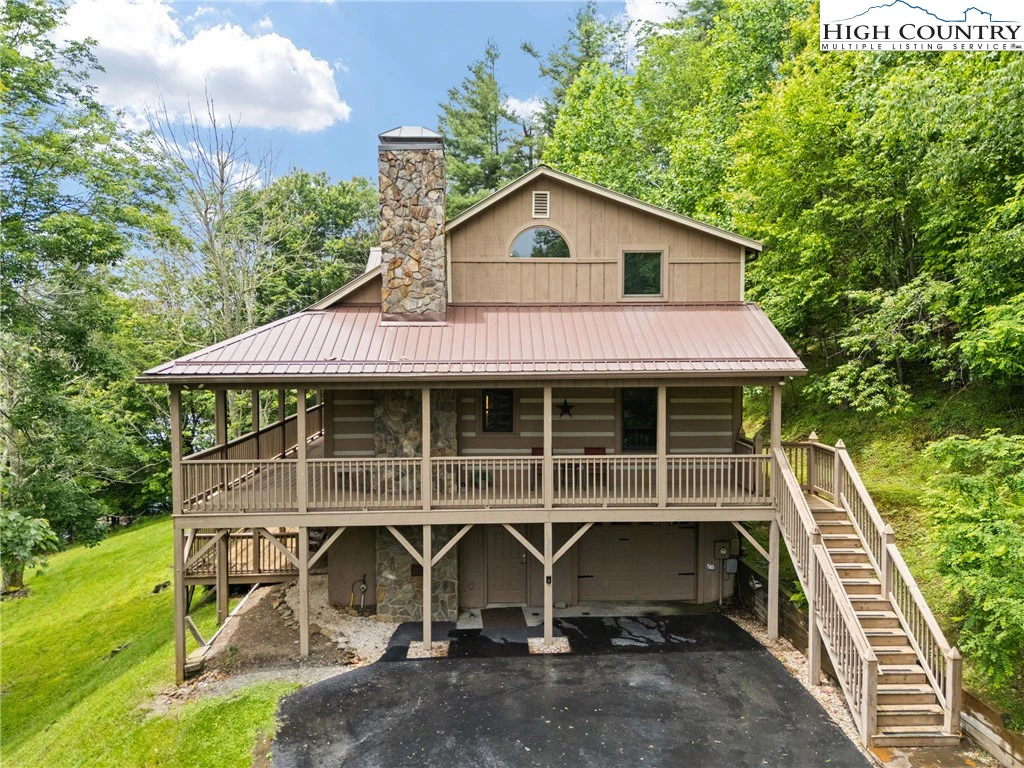 Image number 18 for the current listing