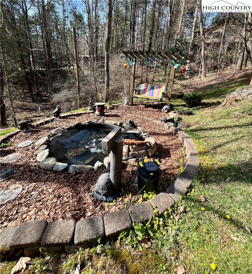 Image number 4 for the current listing