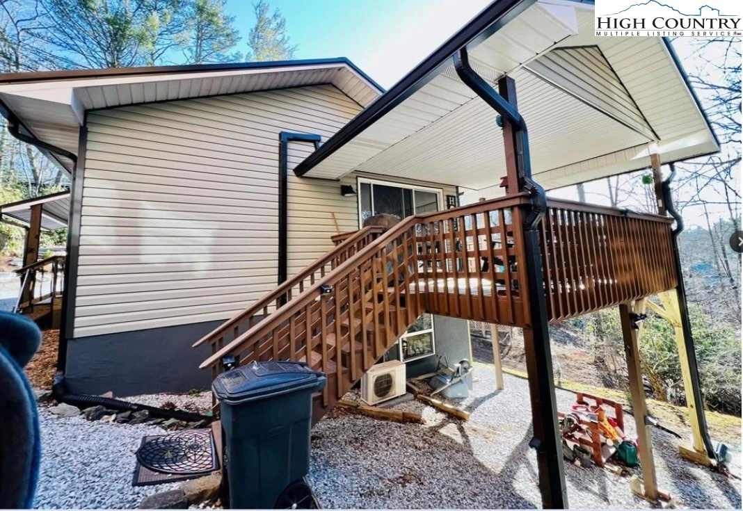 Image number 7 for the current listing