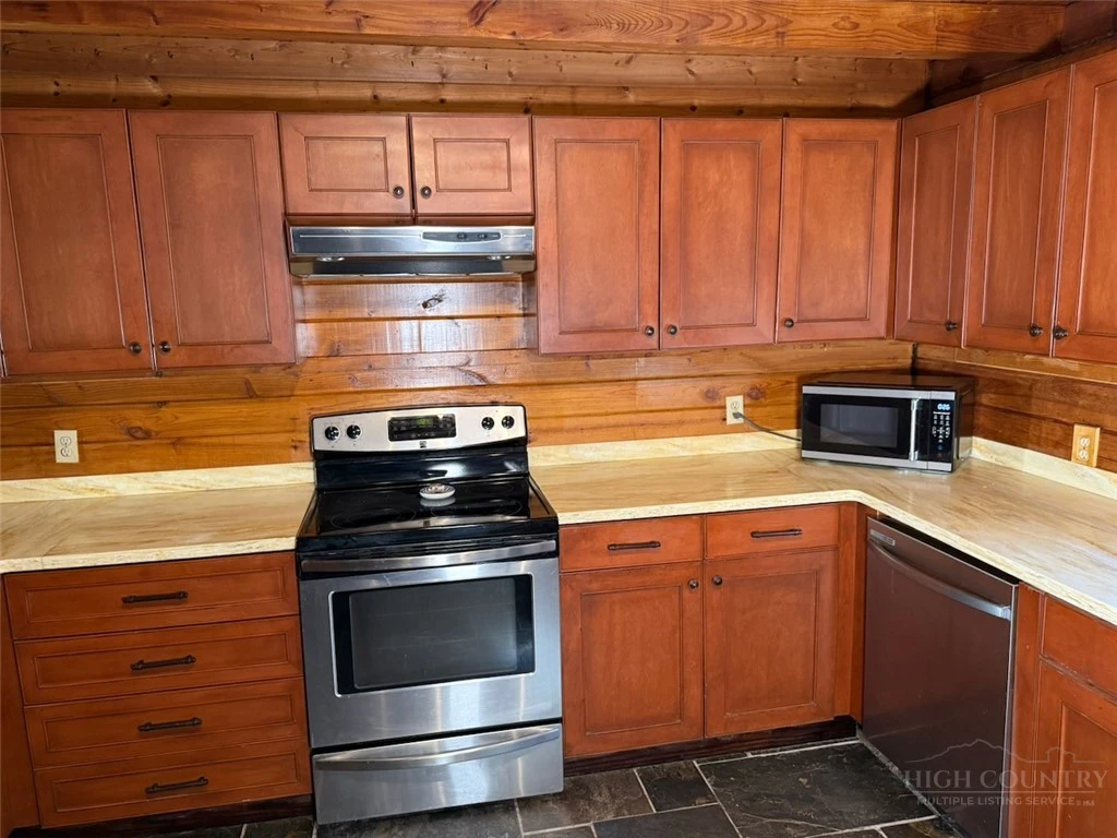 Image number 7 for the current listing