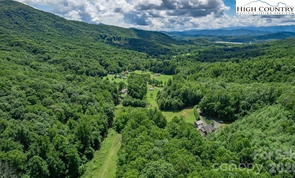 Image number 1 for the current listing