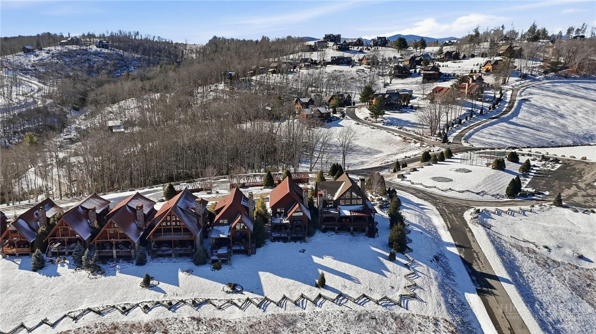 Image number 2 for the current listing