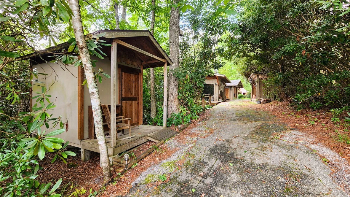 Image number 3 for the current listing