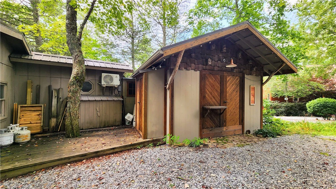 Image number 7 for the current listing
