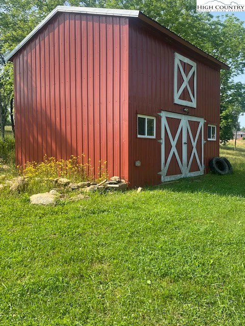 Image number 3 for the current listing