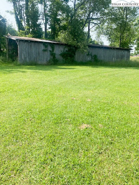 Image number 10 for the current listing