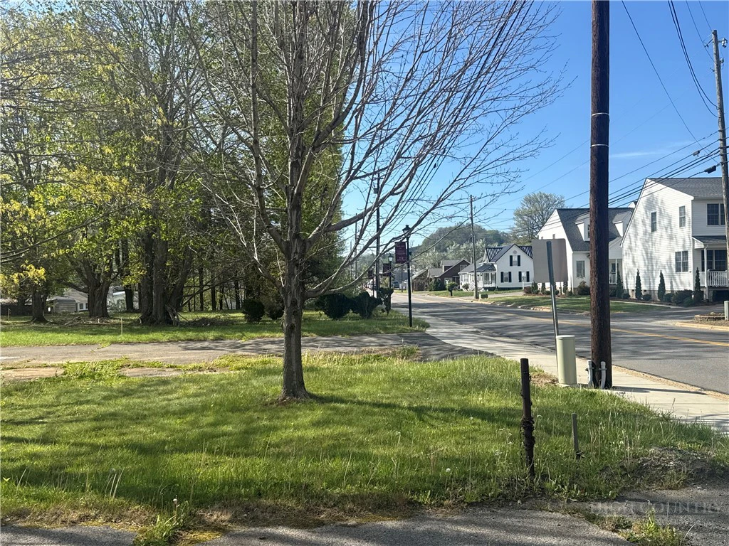 Image number 7 for the current listing