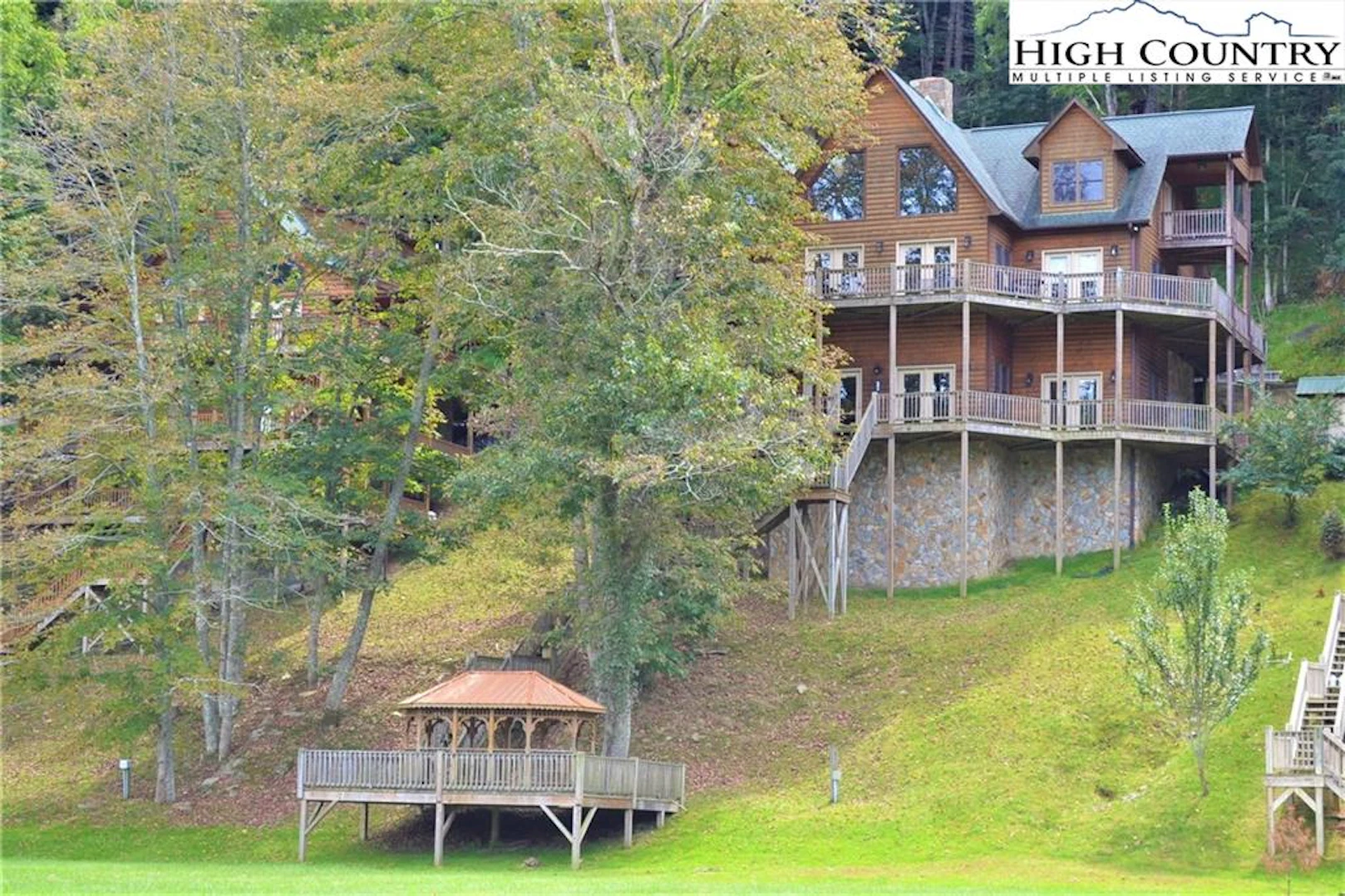 Image number 1 for the current listing