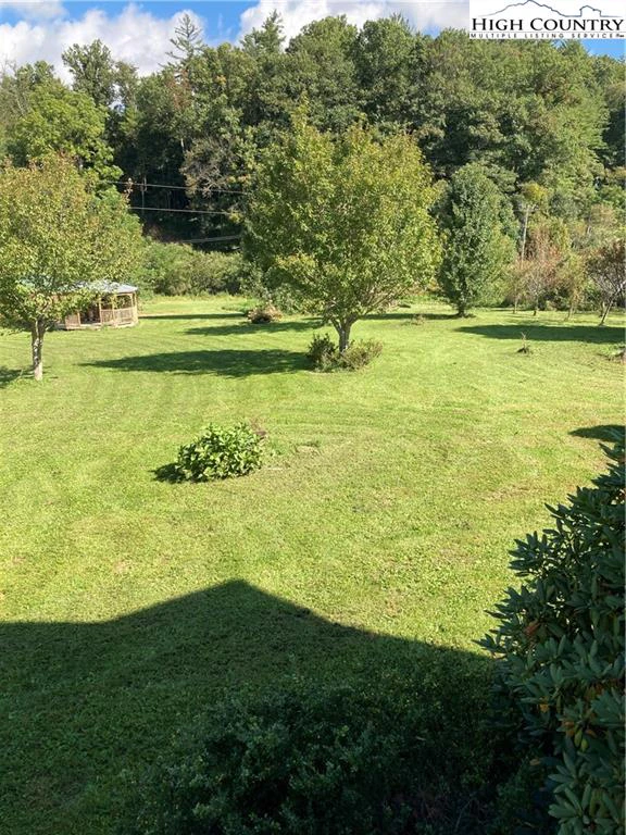 Image number 17 for the current listing