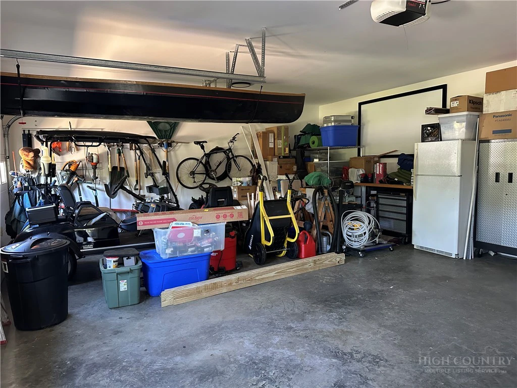 Image number 3 for the current listing