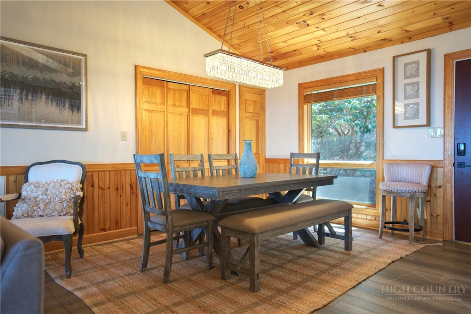 Image number 10 for the current listing