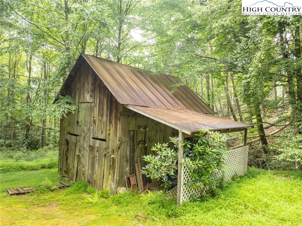 Image number 5 for the current listing