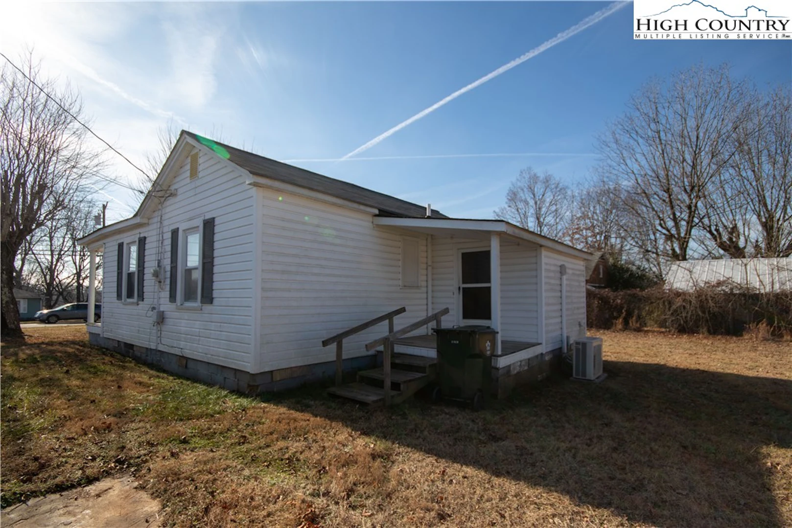 Image number 18 for the current listing