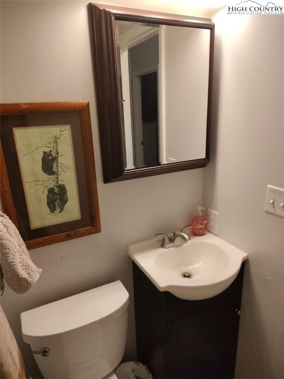 Image number 5 for the current listing