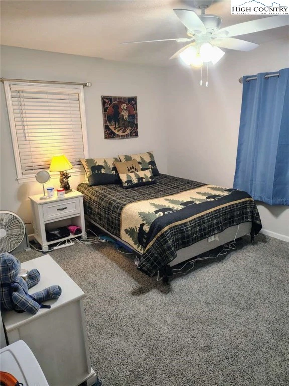 Image number 4 for the current listing