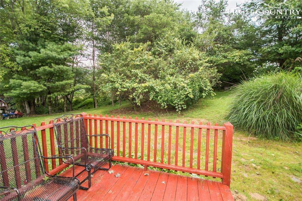 Image number 14 for the current listing