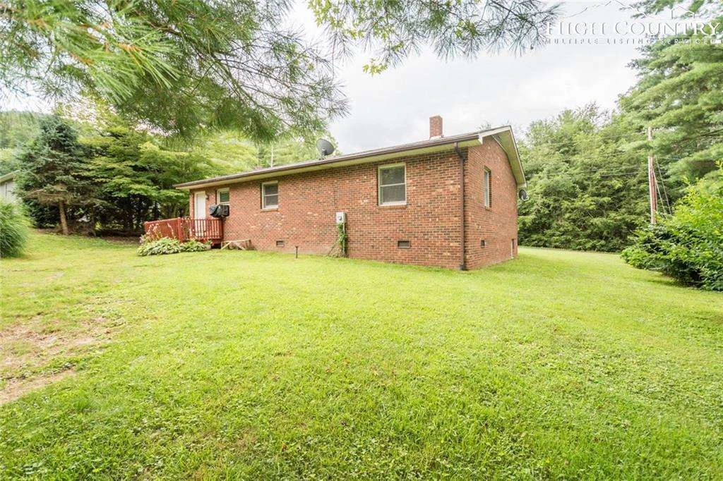 Image number 9 for the current listing