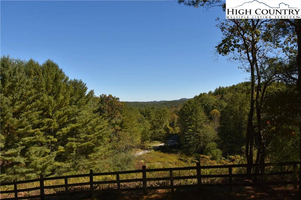 Image number 1 for the current listing