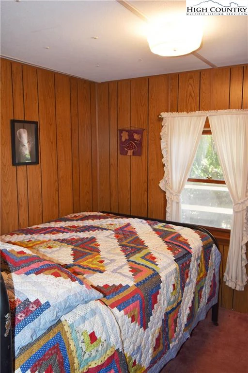 Image number 5 for the current listing