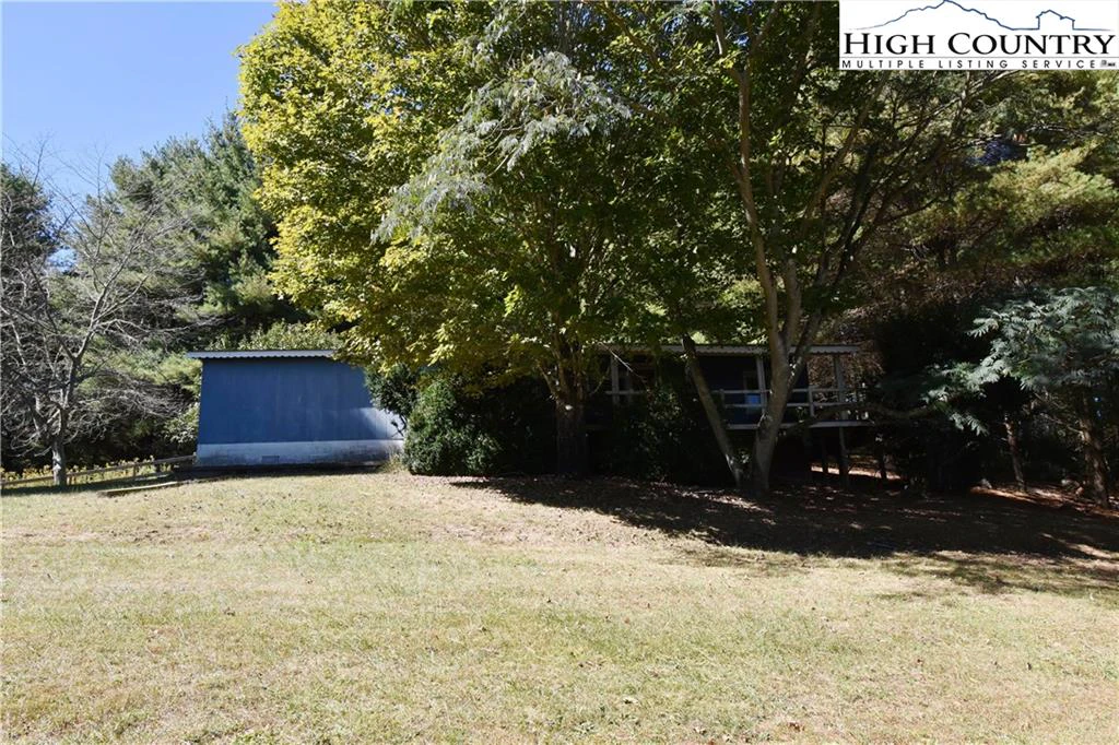 Image number 17 for the current listing