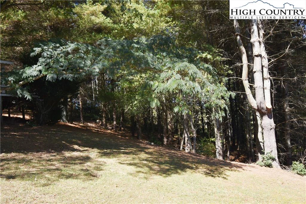 Image number 18 for the current listing