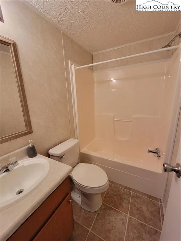 Image number 11 for the current listing