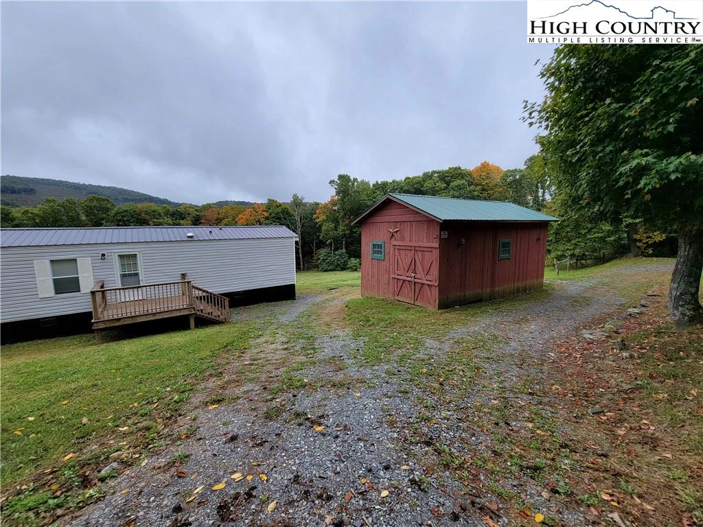 Image number 4 for the current listing