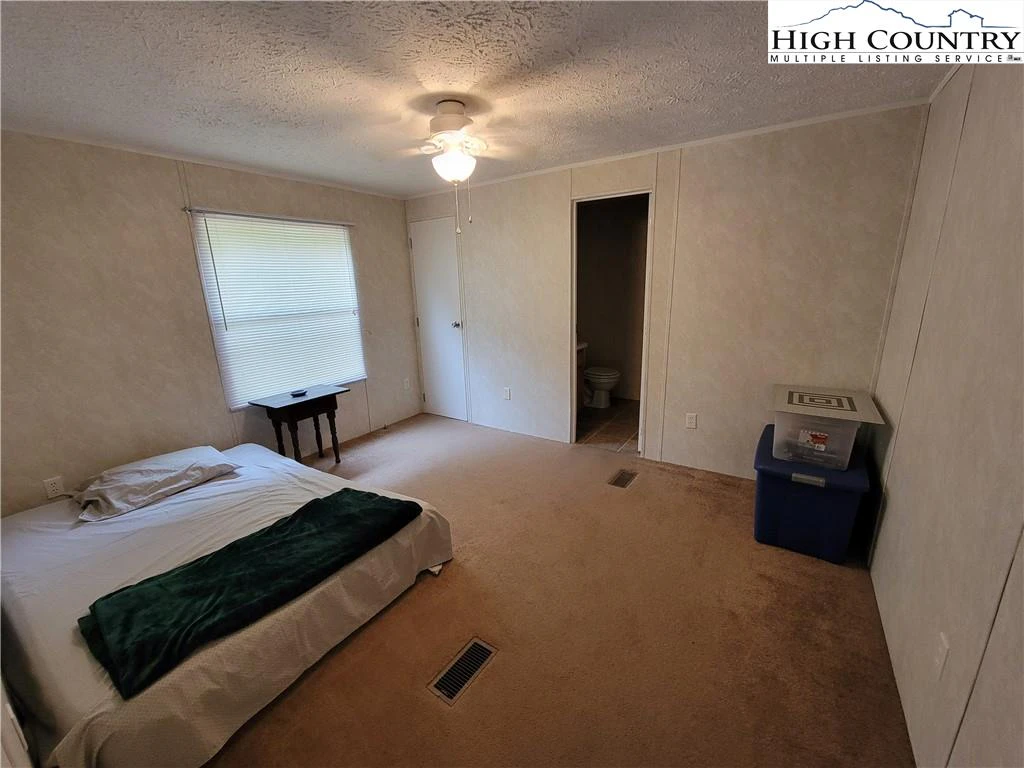 Image number 10 for the current listing