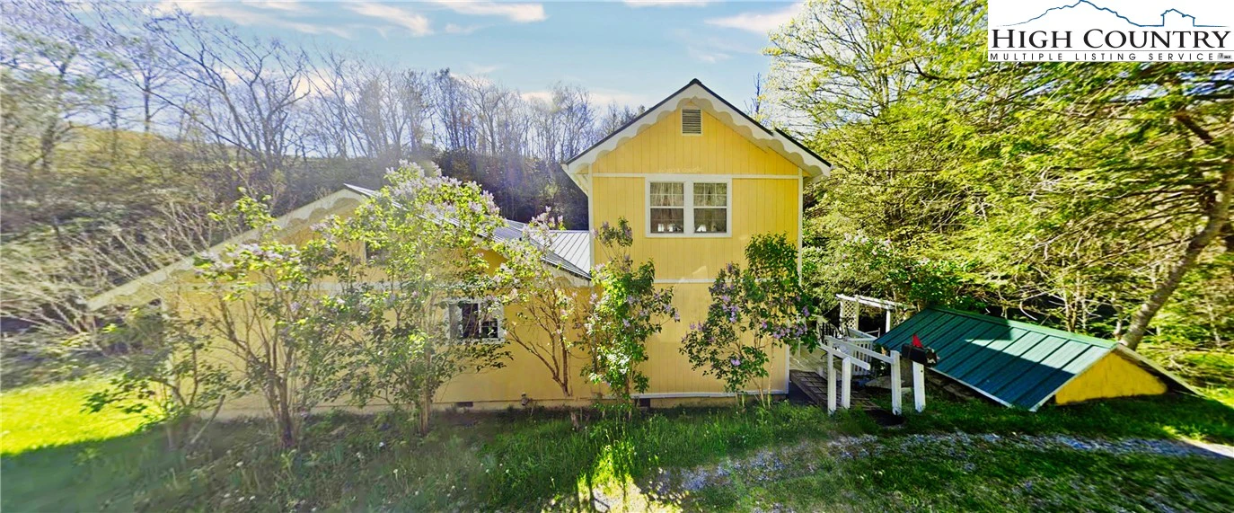 Image number 17 for the current listing