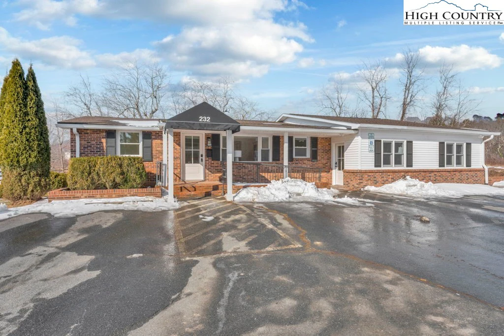 Image number 20 for the current listing