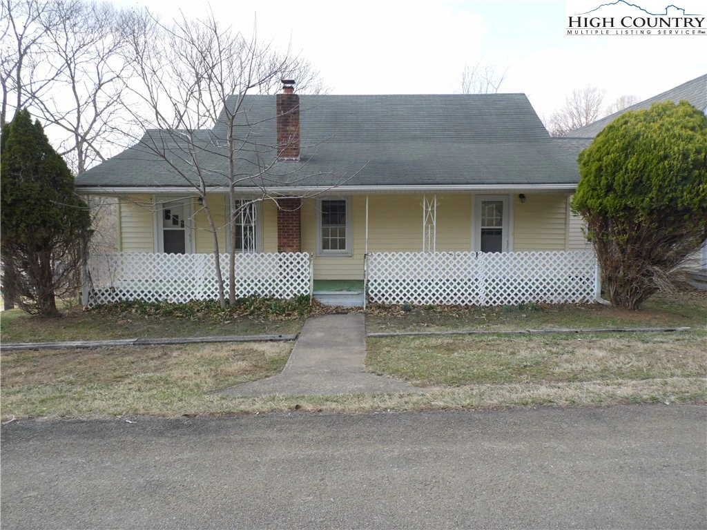 Image number 28 for the current listing