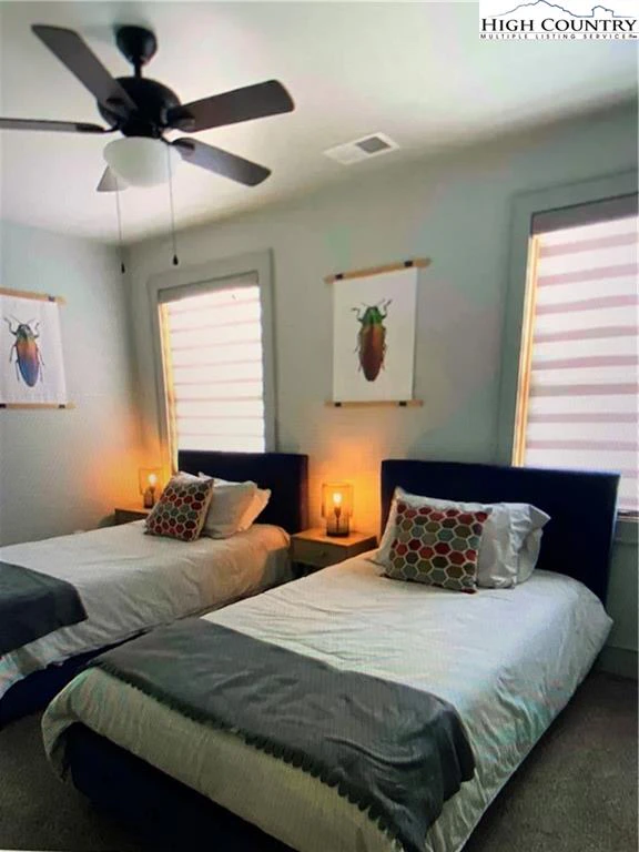 Image number 8 for the current listing
