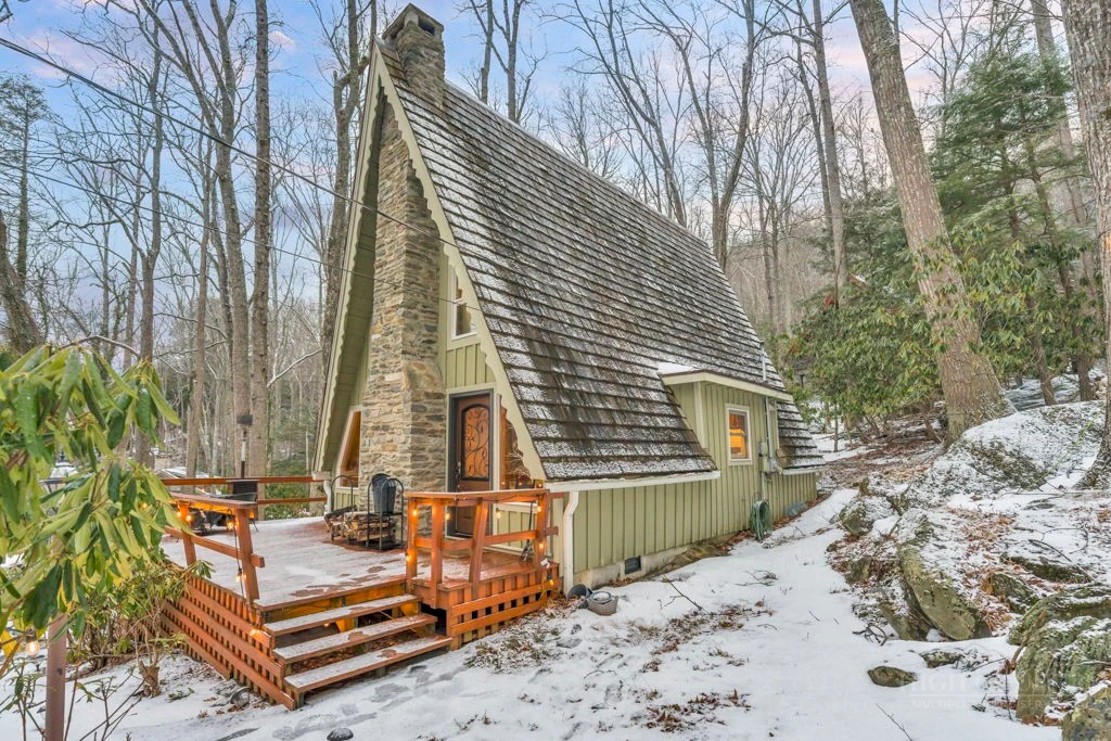 Image number 7 for the current listing