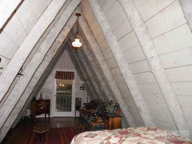 Image number 12 for the current listing