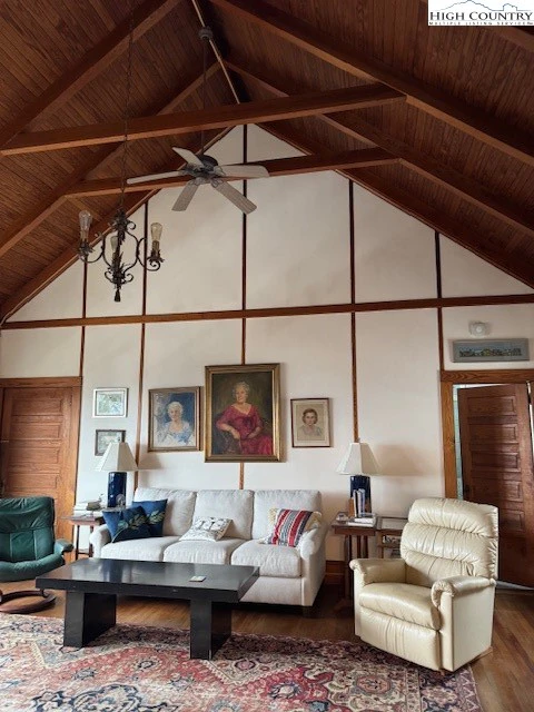 Image number 5 for the current listing