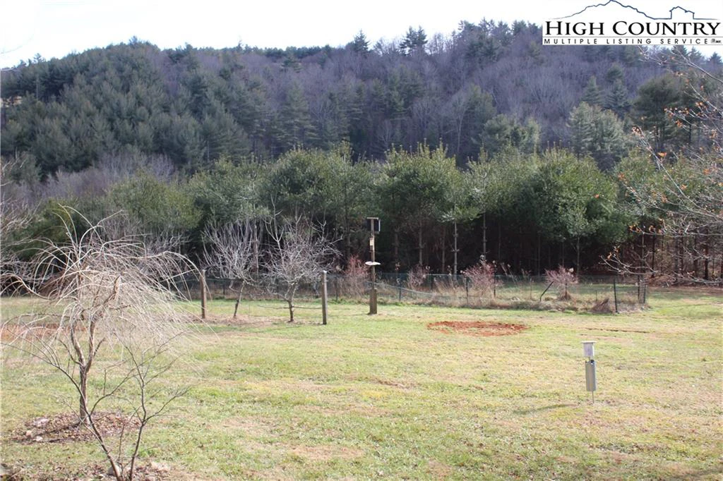 Image number 7 for the current listing
