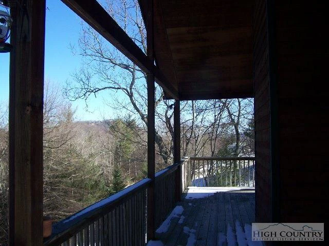 Image number 2 for the current listing