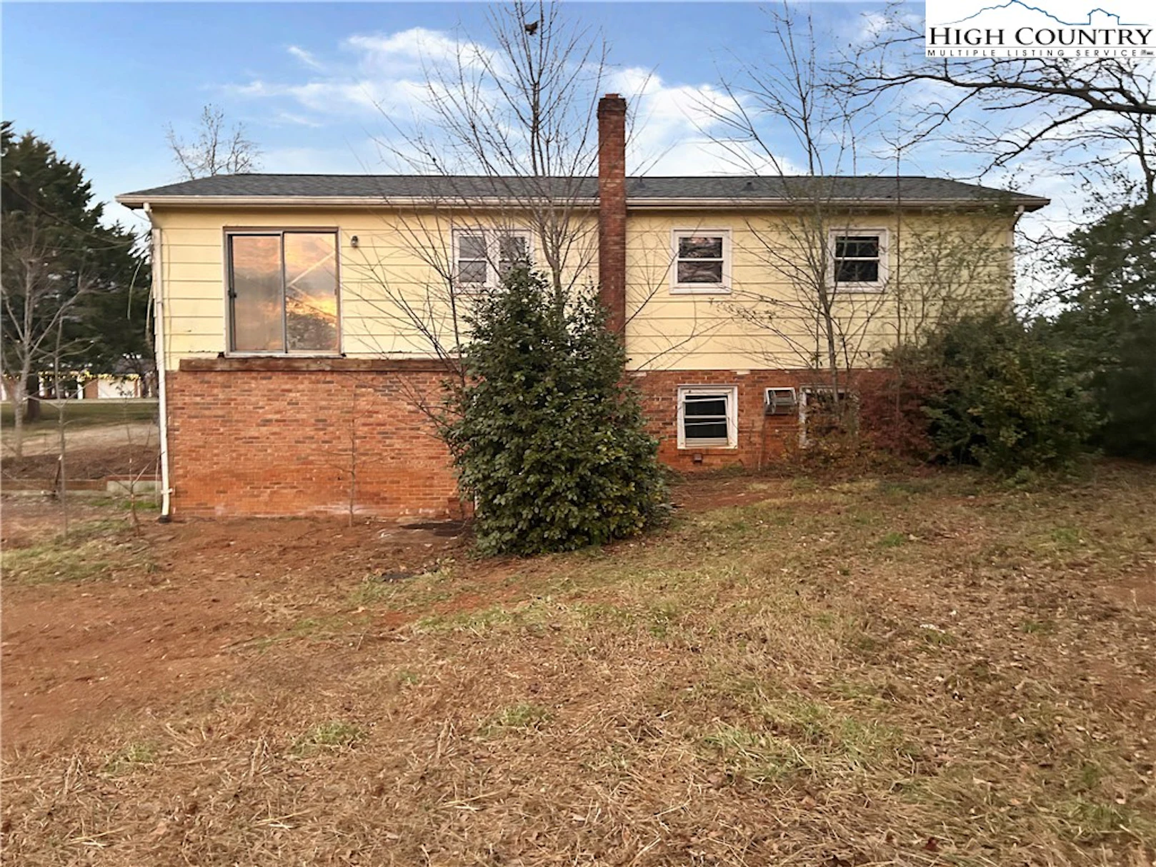 Image number 3 for the current listing