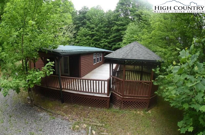 Image number 1 for the current listing