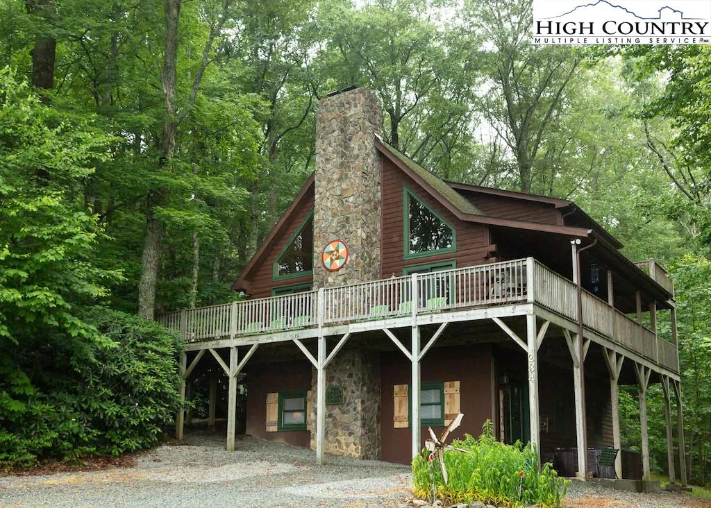 Image number 1 for the current listing