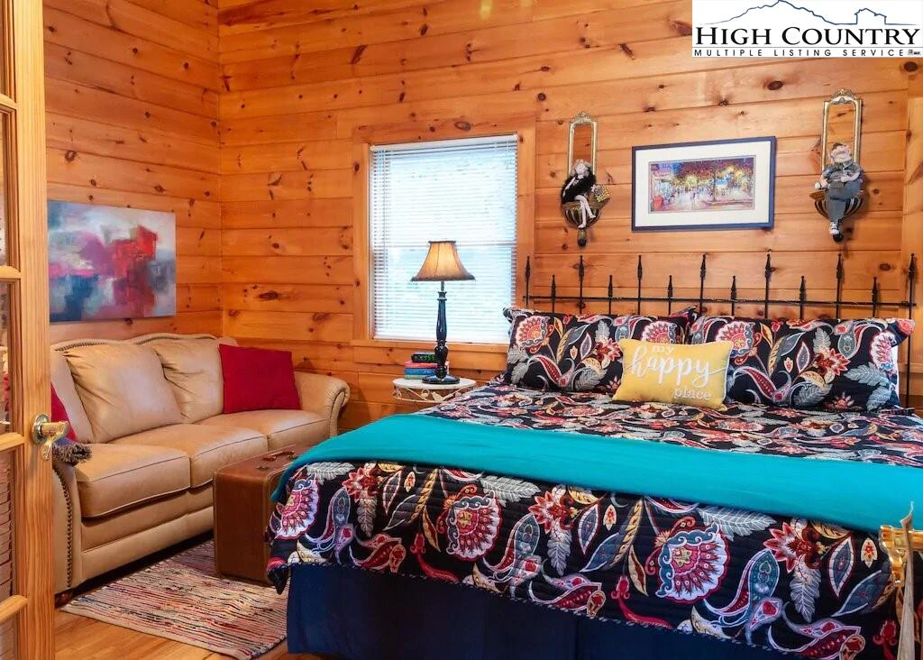 Image number 6 for the current listing