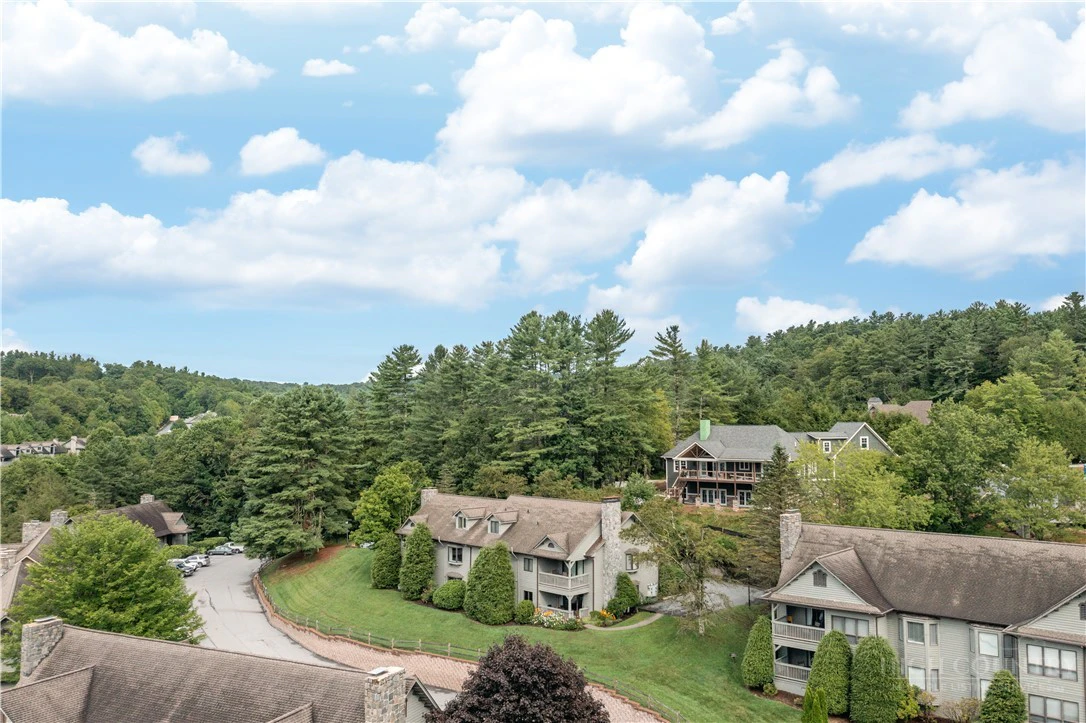 Image number 3 for the current listing