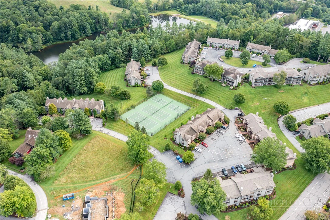 Image number 4 for the current listing