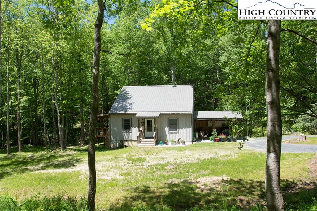 Image number 20 for the current listing